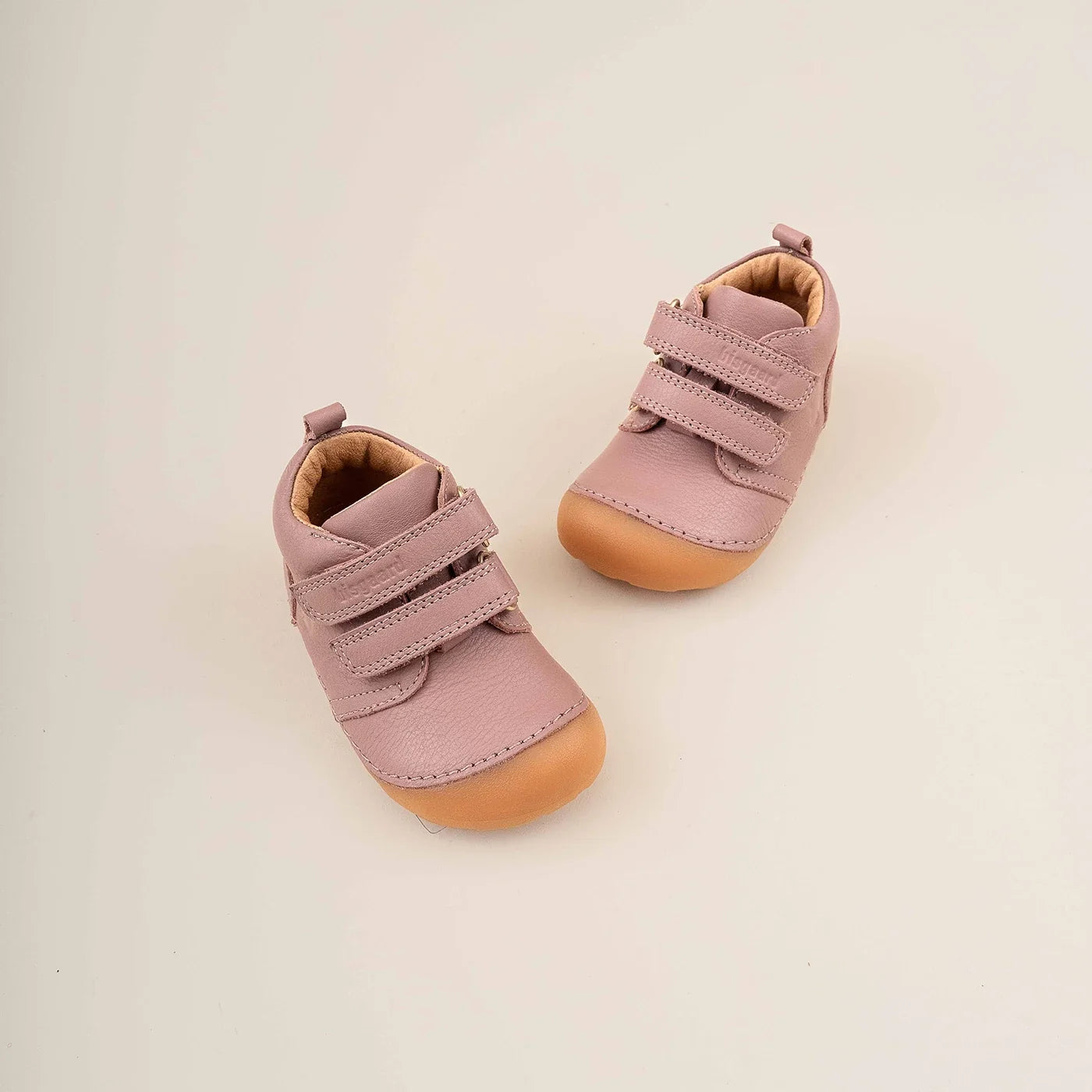 Barefoot carter Bucik do nauki chodzenia