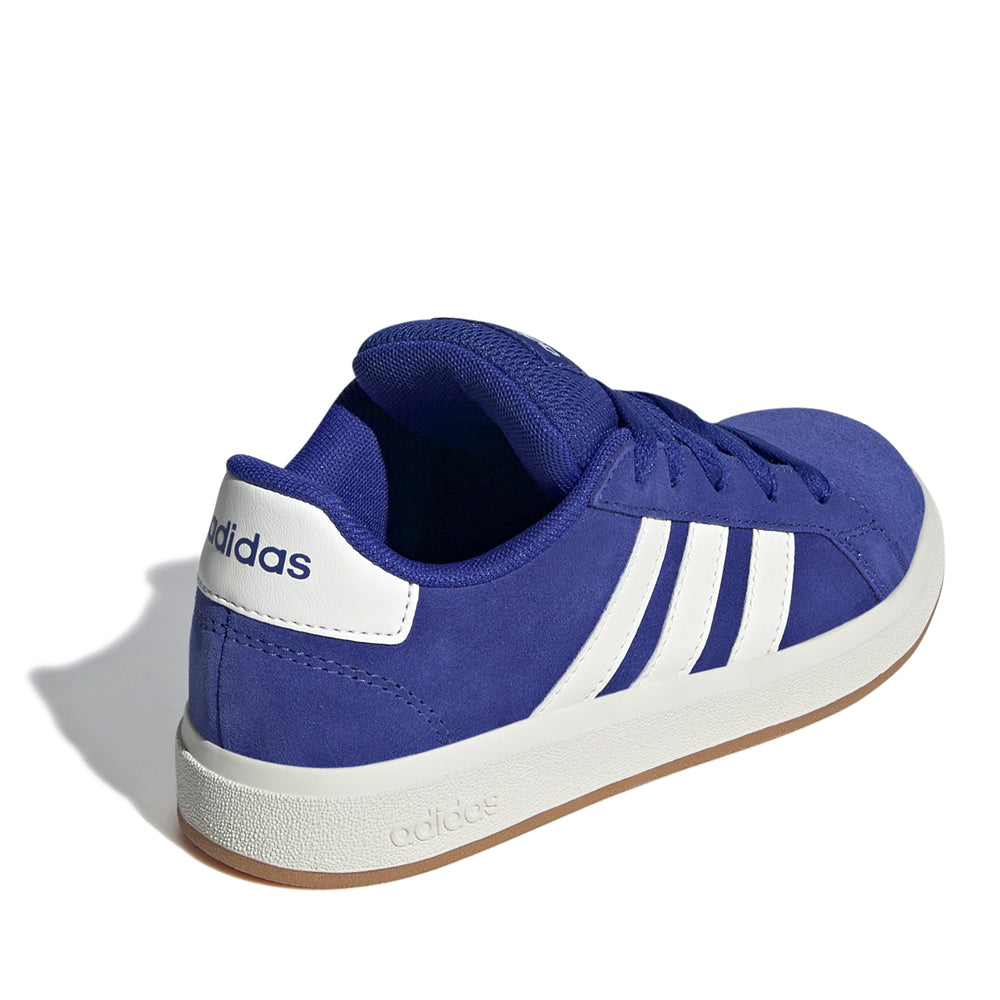 sneakersy