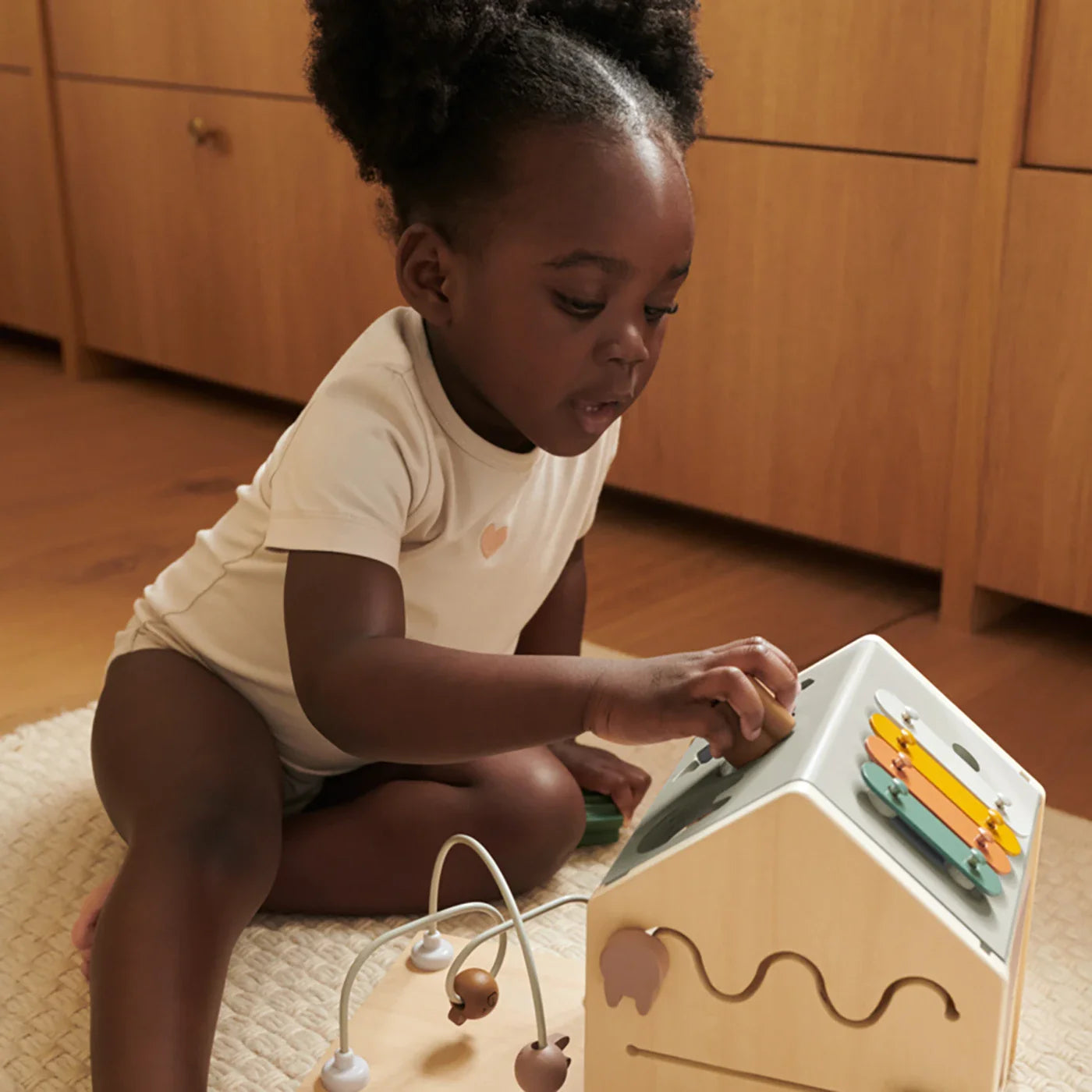 Lucas zabawka dla niemowląt