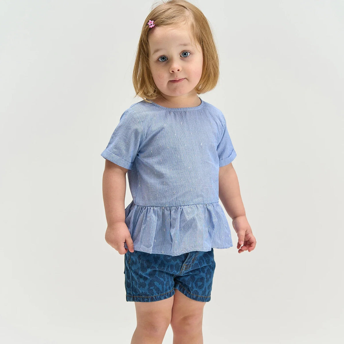 TNSTThea t-shirty