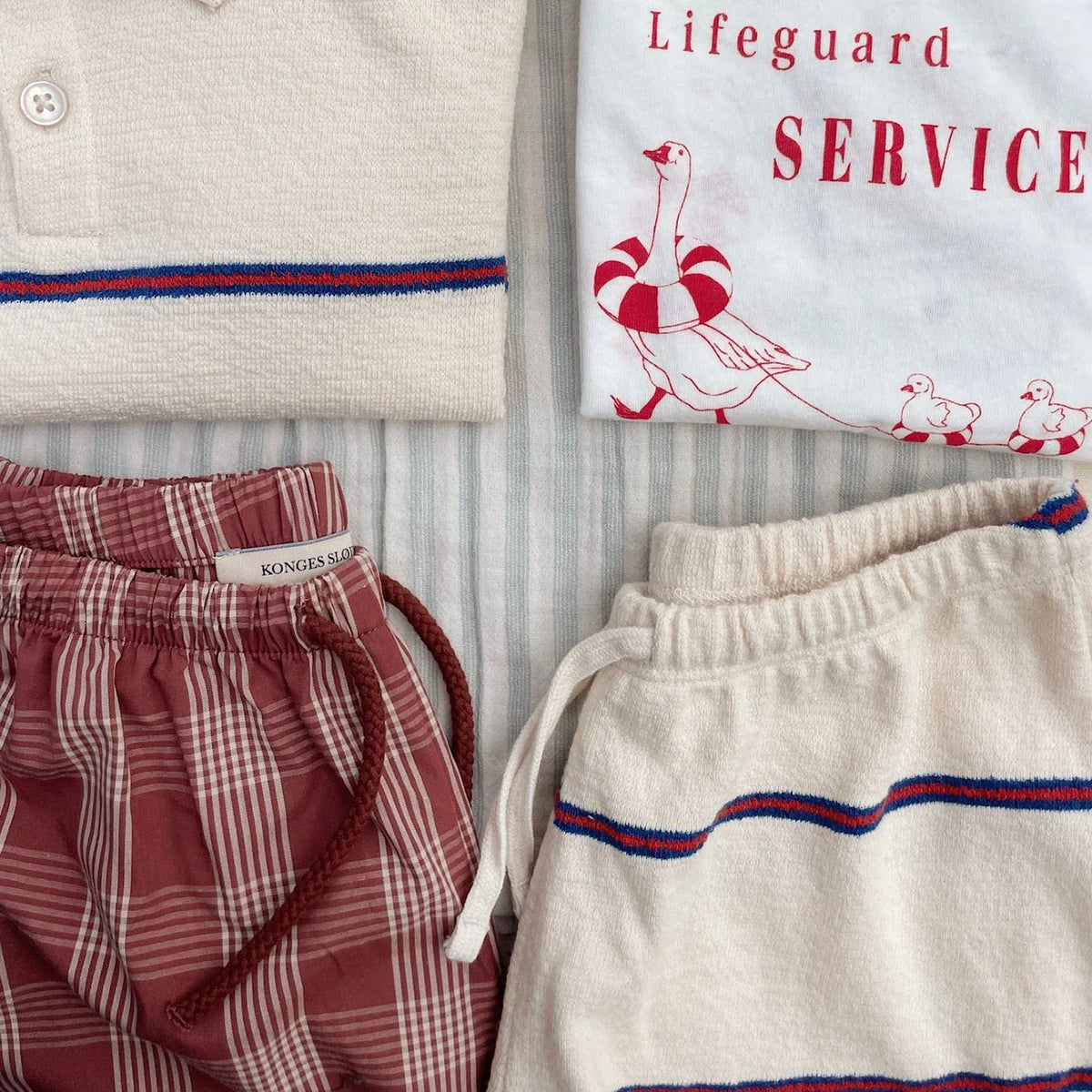 Trio T-shirty