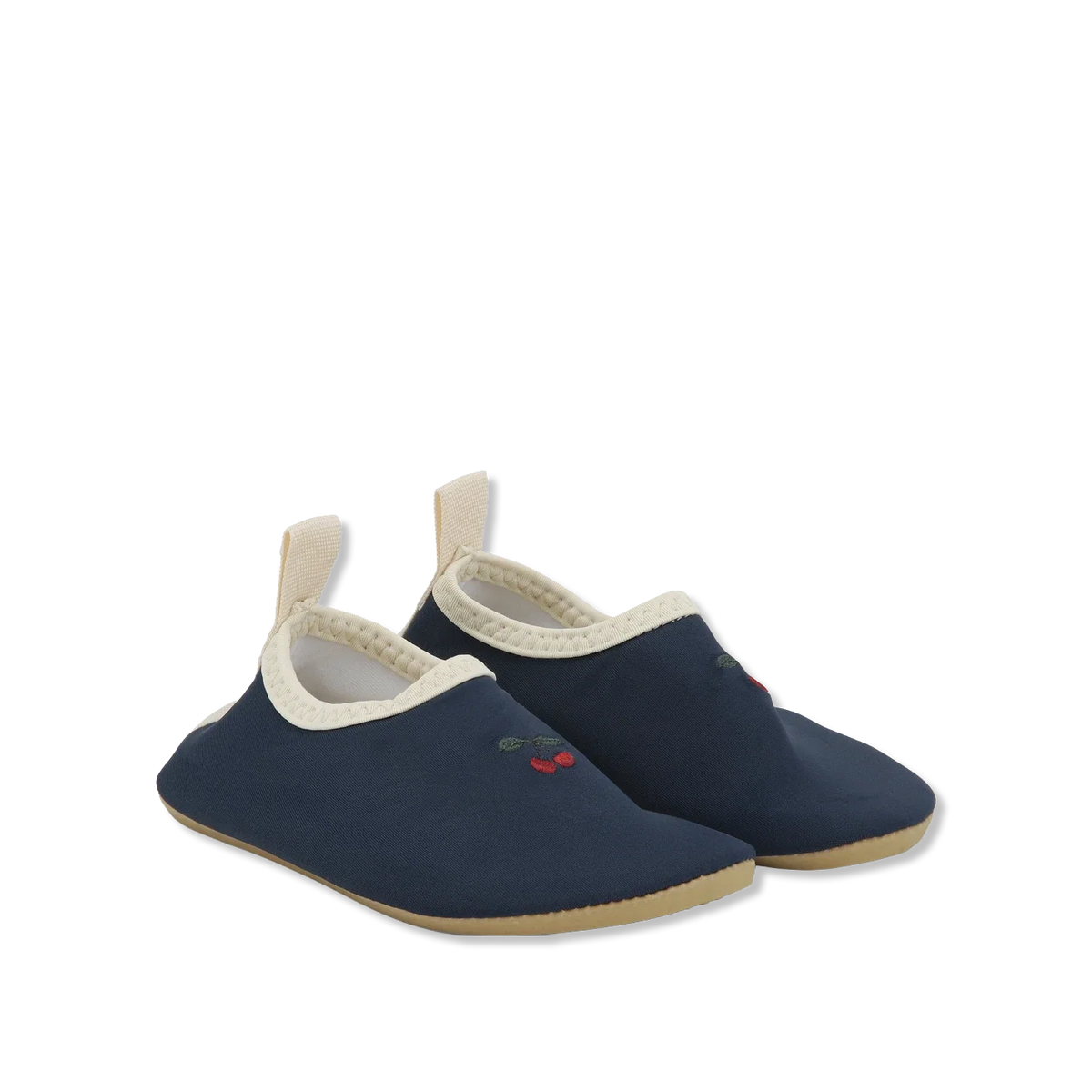 Manon Buty do wody
