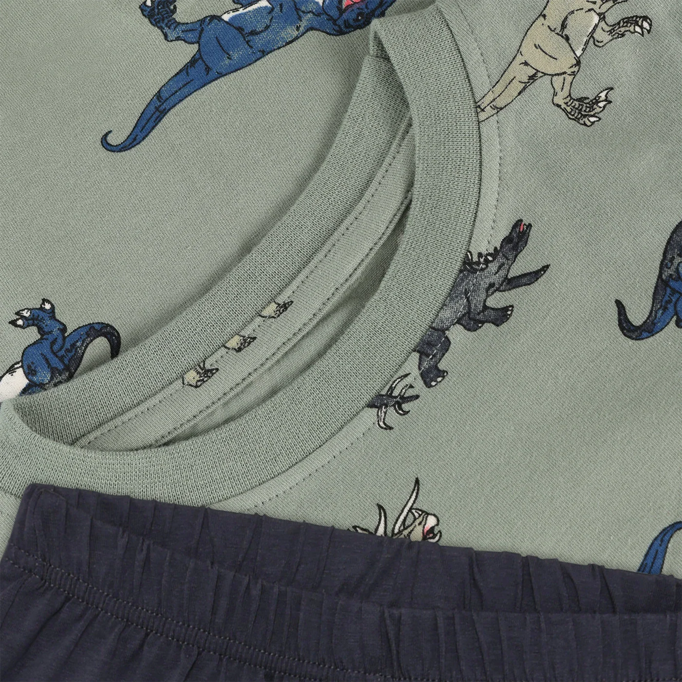 T-shirt Short szorty