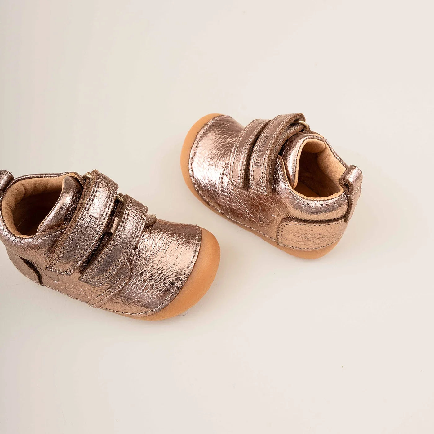Barefoot carter Bucik do nauki chodzenia