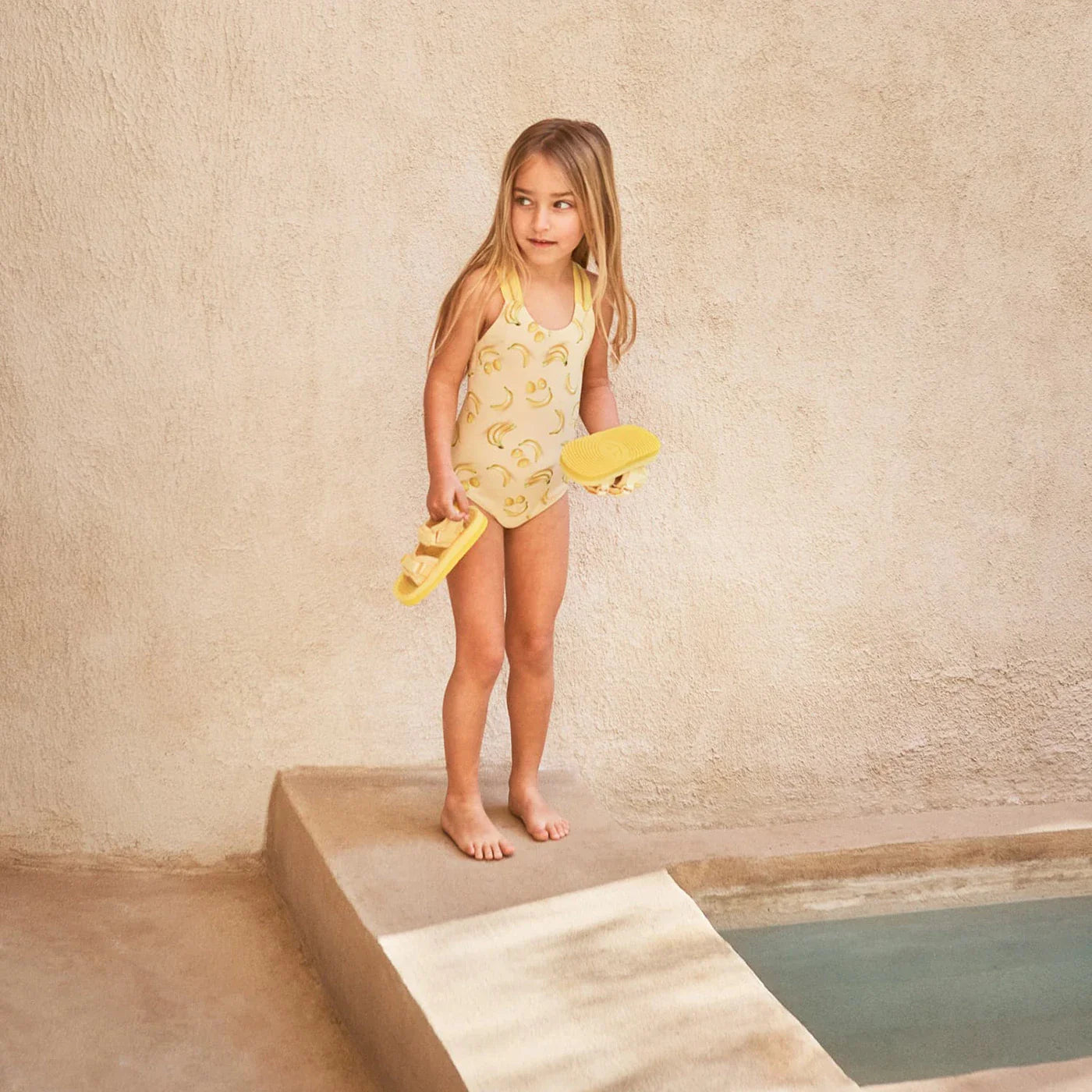 Neve stroje kąpielowe