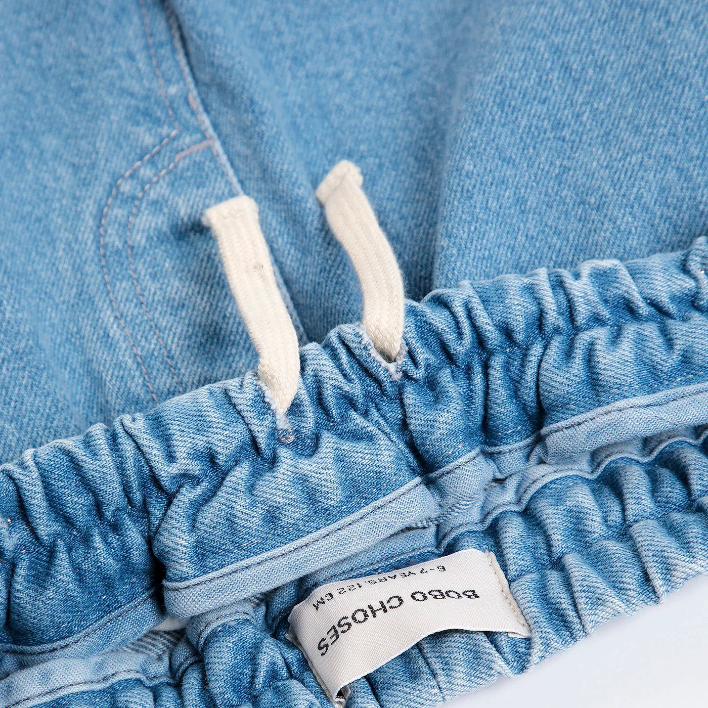 Embossed denim Jeansy