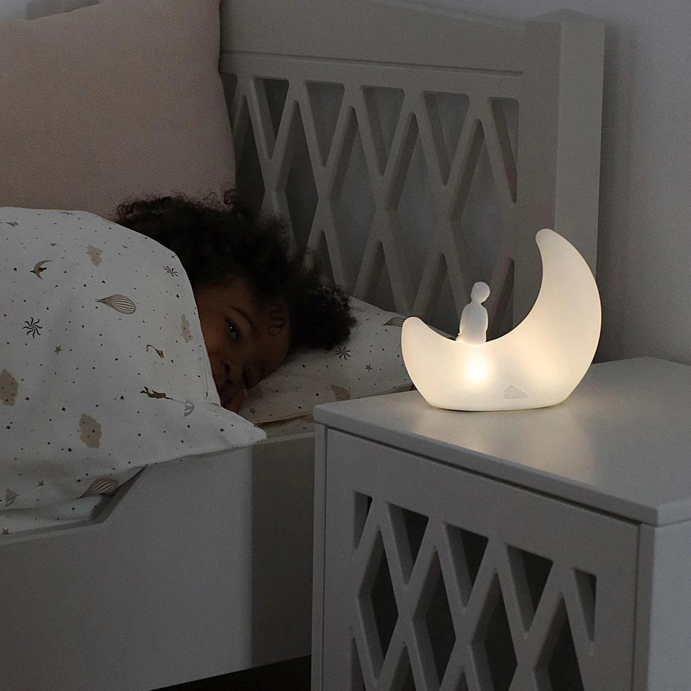 Off white Lampa