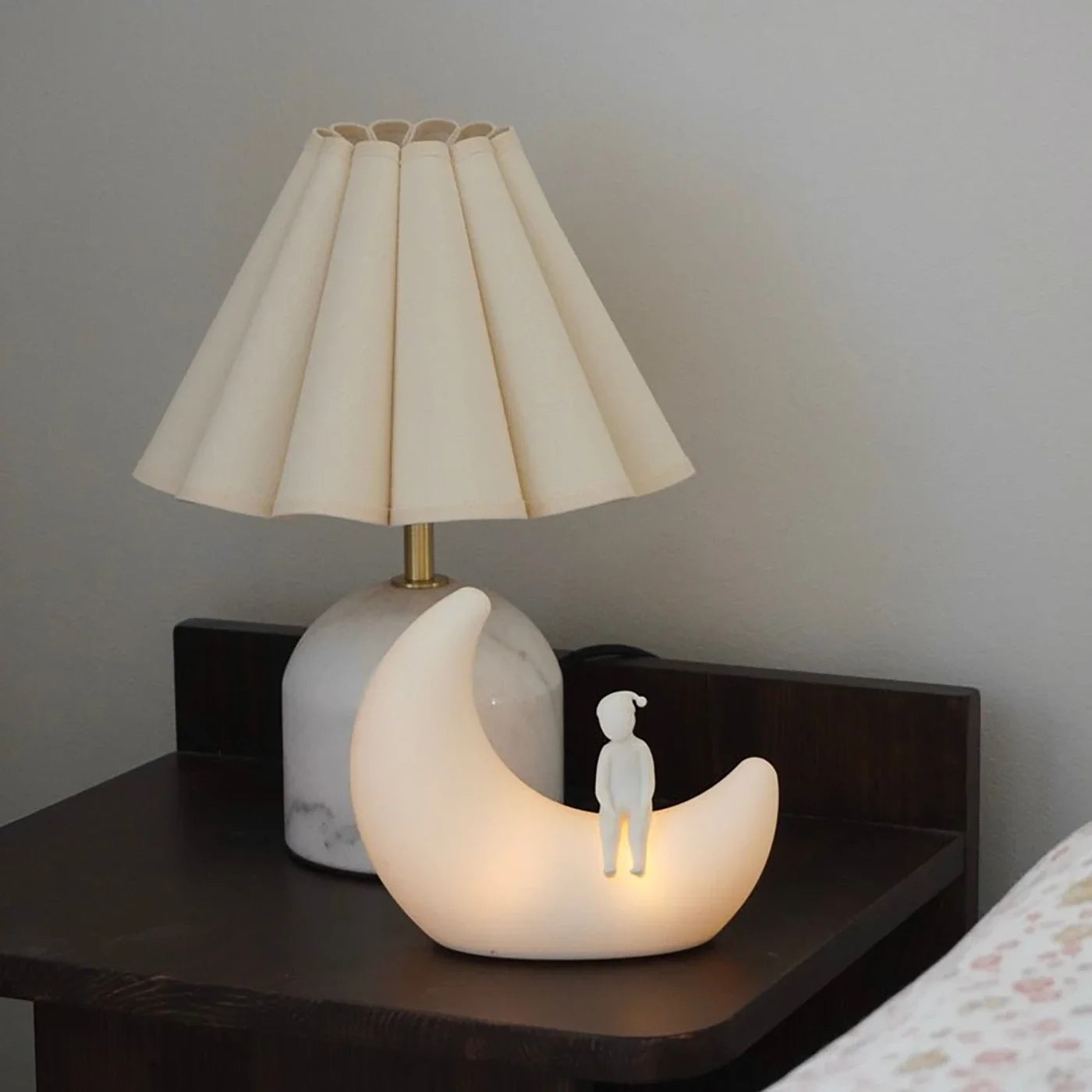 Off white Lampa