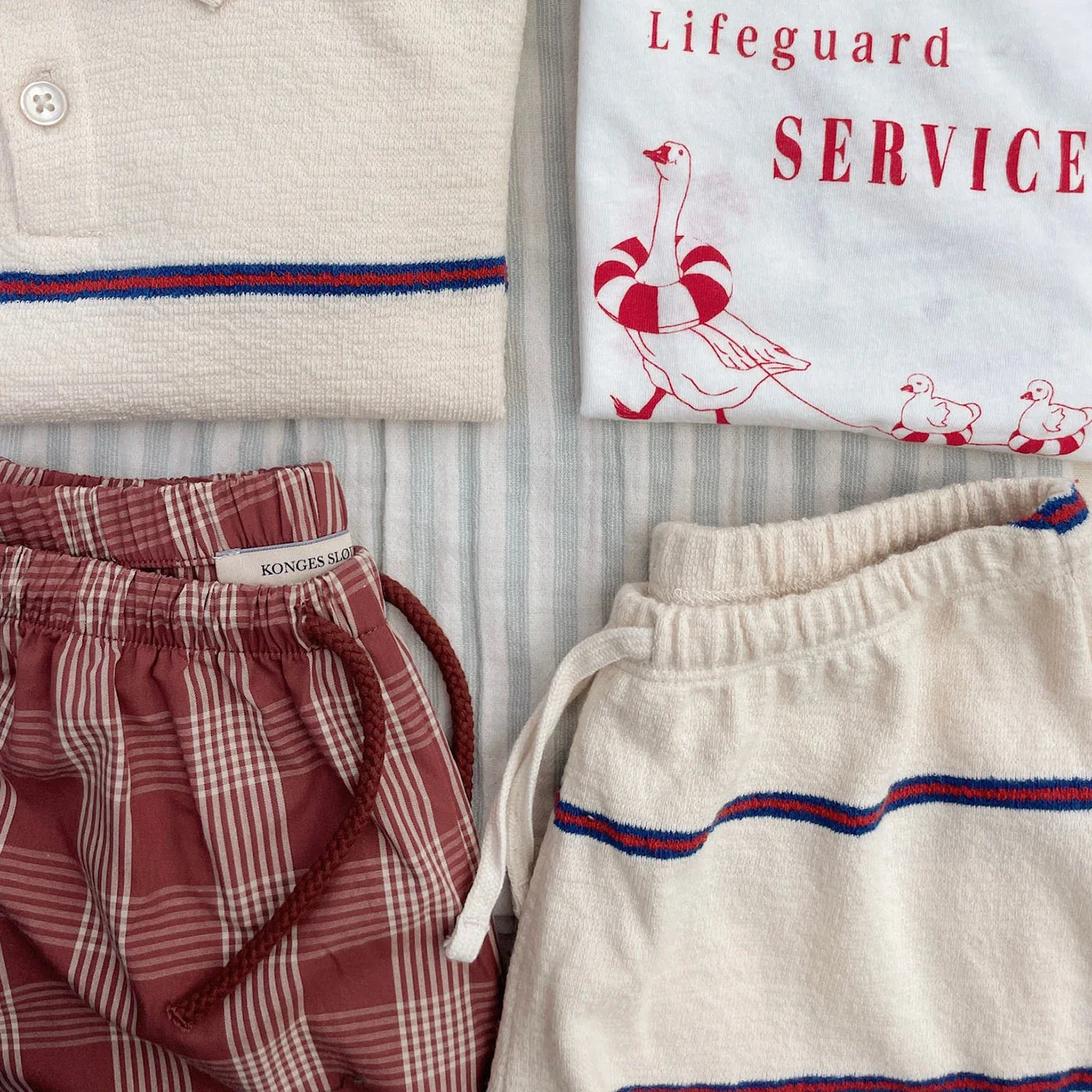 Trio T-shirty